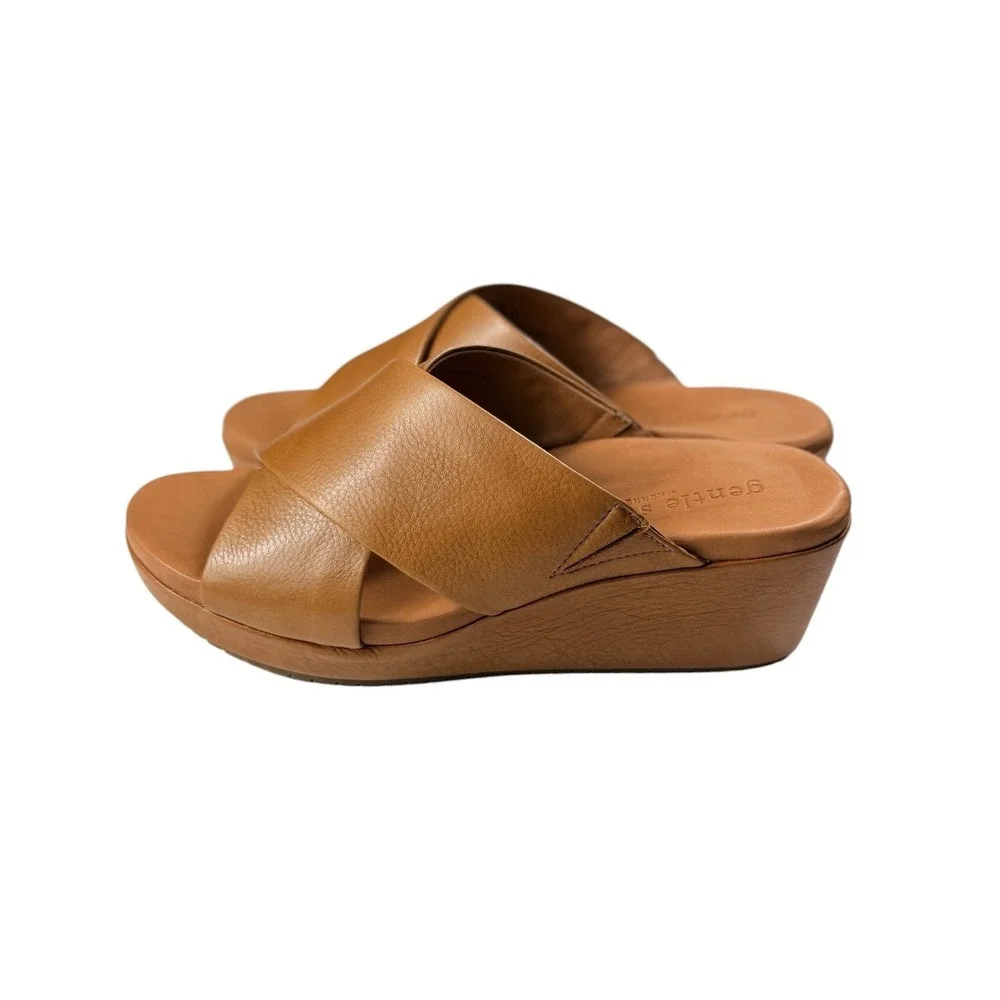 Gentle Souls Mikenzie Wedge Sandals Womens 9.5 Cognac Leather X-Strap